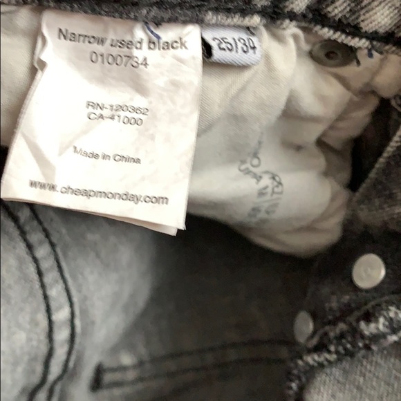 Cheap Monday denim size 25 waist length 34 - Picture 7 of 7